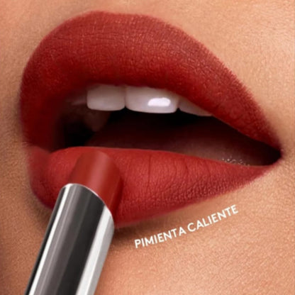 ° ° LABIAL PIMIENTA CALIENTE esika  ° °